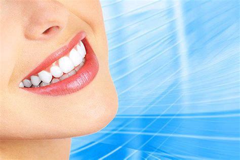The magic of activated charcoal for white teeth